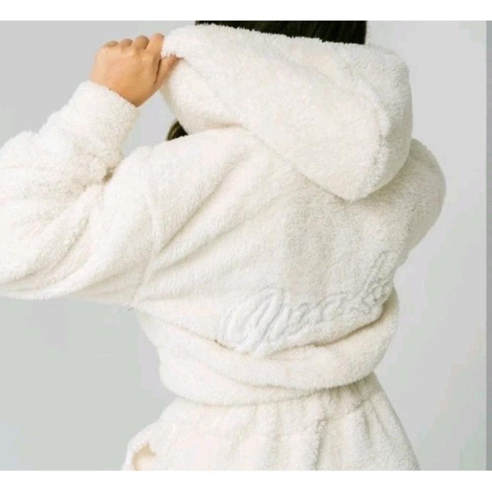 NWT Inaka Power XL Women's Cropped Long Fleece Logo Hoodie